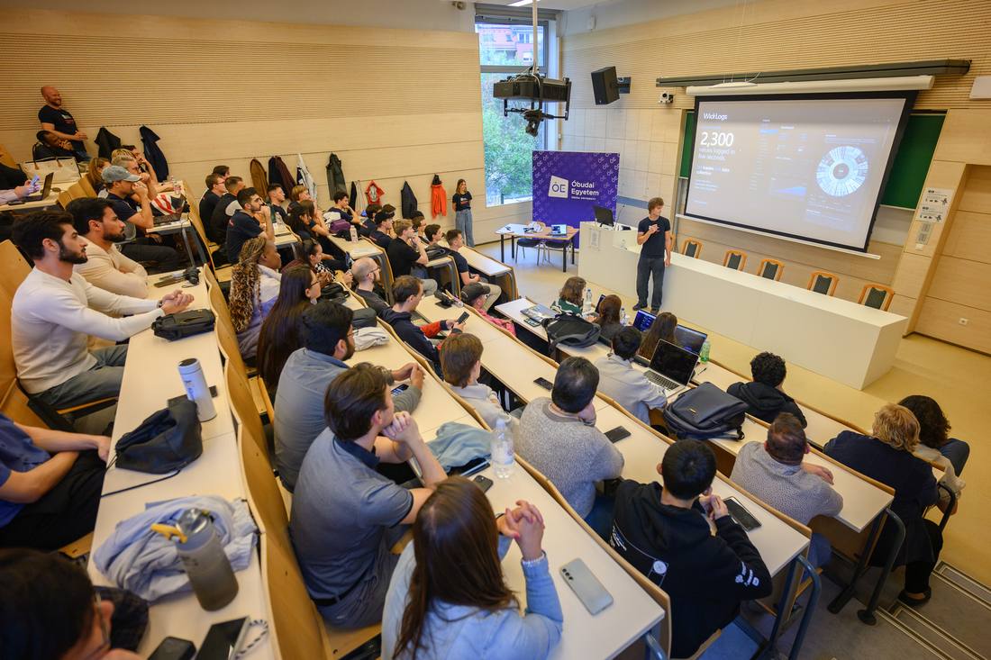 Pitch Day in the lecture hall at Óbuda University